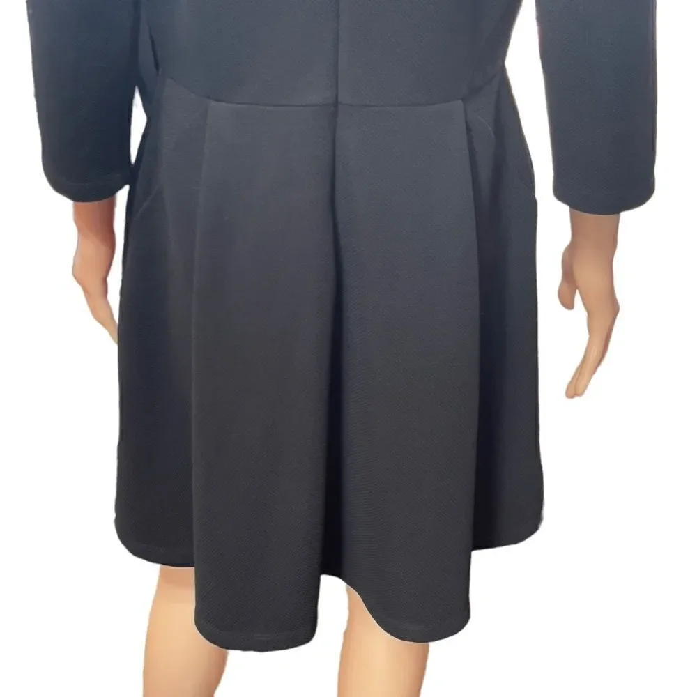attention Black 3/4 Sleeve & Front Pocket Dress LARGE